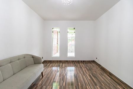 Casa para alugar com 4 quartos, 231m² em Jardim Regina Alice, Barueri