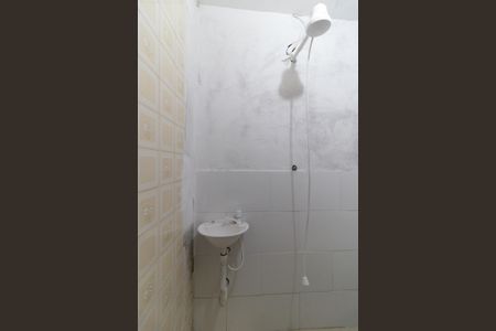 Banheiro de kitnet/studio para alugar com 1 quarto, 26m² em Sacomã, São Paulo