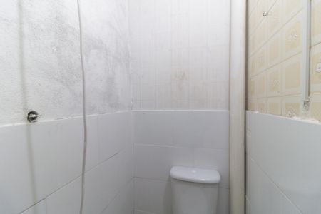 Banheiro de kitnet/studio para alugar com 1 quarto, 26m² em Sacomã, São Paulo