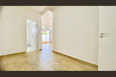 Casa de Condomínio para alugar com 3 quartos, 200m² em Parque Mirante da Mata, Cotia