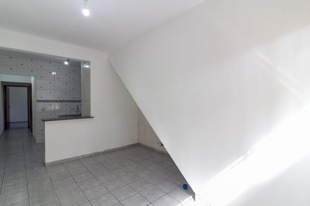 Sala de apartamento para alugar com 2 quartos, 45m² em Jardim Itapura, São Paulo