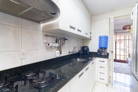 Cozinha de casa de condomínio para alugar com 4 quartos, 140m² em Santa Tereza, Porto Alegre