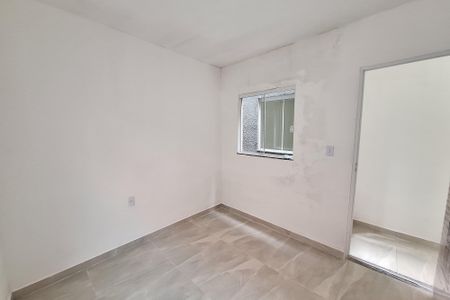 Quarto de casa para alugar com 2 quartos, 101m² em Parque Paulista, Duque de Caxias