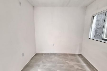 Quarto de casa para alugar com 2 quartos, 101m² em Parque Paulista, Duque de Caxias