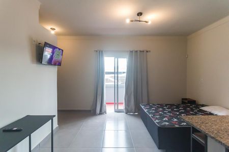 Quarto/Cozinha de kitnet/studio para alugar com 1 quarto, 27m² em Vl. Santista, Mogi das Cruzes