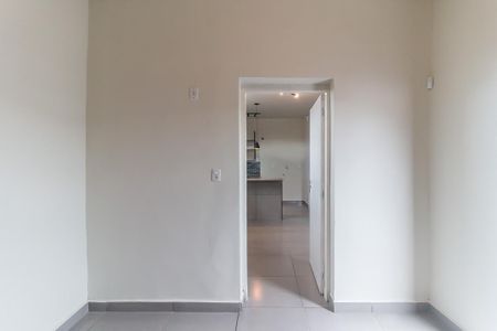 Quarto de kitnet/studio para alugar com 1 quarto, 35m² em Vl. Santista, Mogi das Cruzes
