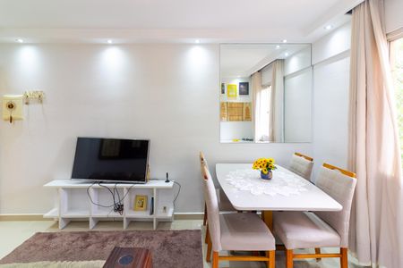 Sala de apartamento à venda com 2 quartos, 49m² em Vila Emir, São Paulo