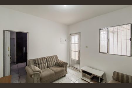 Sala de casa para alugar com 2 quartos, 70m² em Parque Cisper, São Paulo