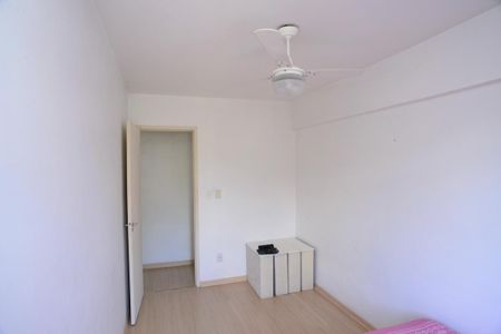 Quarto 1 de apartamento para alugar com 2 quartos, 55m² em Itanhangá, Rio de Janeiro