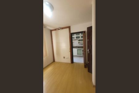 Sala de kitnet/studio para alugar com 1 quarto, 34m² em Cidade Baixa, Porto Alegre
