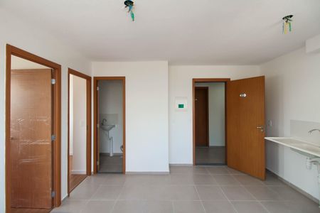 Sala de apartamento para alugar com 2 quartos, 37m² em Vila Antonieta, São Paulo