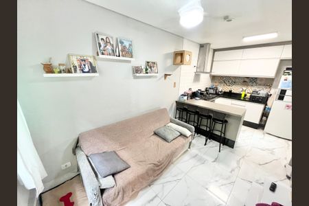 Sala de casa de condomínio para alugar com 2 quartos, 68m² em Água Fria, São Paulo