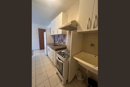 Cozinha de apartamento para alugar com 1 quarto, 45m² em Graça, Salvador