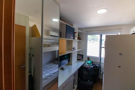 Quarto de apartamento para alugar com 2 quartos, 70m² em Badu, Niterói