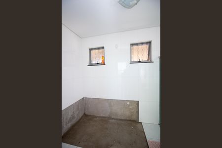 Banheiro da Suíte de casa à venda com 4 quartos, 350m² em Sapucaias Iii, Contagem