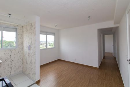 Sala de apartamento para alugar com 2 quartos, 41m² em Jardim Helian, São Paulo