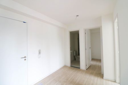 Sala / Cozinha de apartamento para alugar com 2 quartos, 30m² em Vila Plana, São Paulo