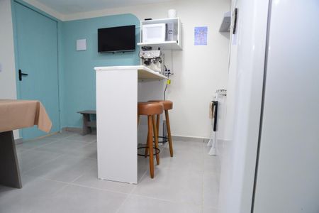 Sala de casa para alugar com 2 quartos, 40m² em Barra da Tijuca, Rio de Janeiro