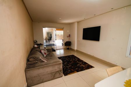 Sala de casa para alugar com 3 quartos, 143m² em Canto do Forte, Praia Grande