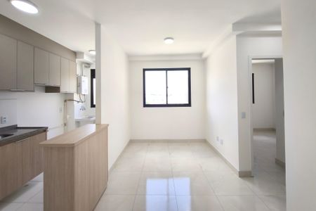 Sala de apartamento para alugar com 2 quartos, 43m² em Jardim Ibirapuera, Campinas