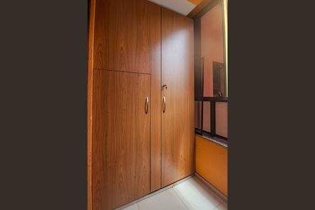 varanda de apartamento à venda com 1 quarto, 45m² em Azenha, Porto Alegre