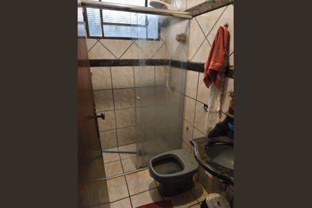 Banheiro de casa para alugar com 3 quartos, 112m² em Conjunto Habitacional Jardim das Palmeiras, Ribeirão Preto