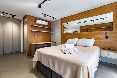 Quarto de kitnet/studio para alugar com 1 quarto, 48m² em Auxiliadora, Porto Alegre