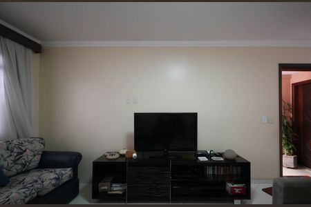 Casa à venda com 5 quartos, 175m² em Vila Inah, São Paulo