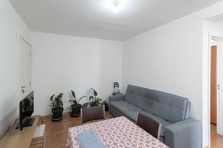 Sala de apartamento para alugar com 2 quartos, 52m² em Bom Jesus, Contagem