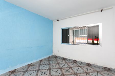 Sala de casa para alugar com 2 quartos, 120m² em Conjunto Residencial José Bonifácio, São Paulo