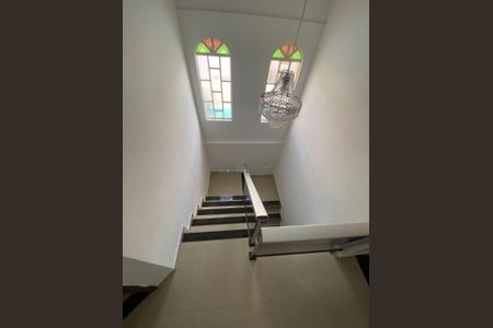 Foto 04 de casa à venda com 4 quartos, 346m² em Bairro da Glória, Contagem