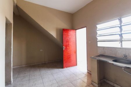 Cozinha de casa para alugar com 1 quarto, 140m² em Chácara Coqueiro, Itaquaquecetuba