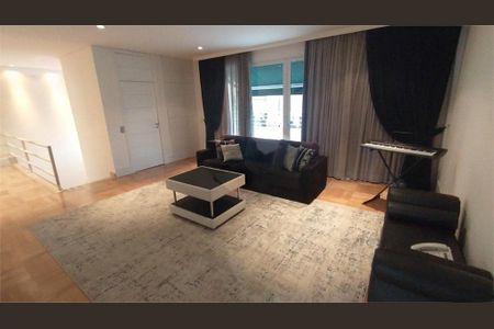 Casa à venda com 4 quartos, 750m² em Adalgisa, São Paulo