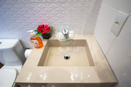 Banheiro da Suíte de casa para alugar com 2 quartos, 111m² em Wanel Ville, Sorocaba