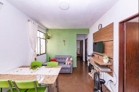 Sala de apartamento à venda com 2 quartos, 65m² em Conjunto Califórnia Ii, Belo Horizonte