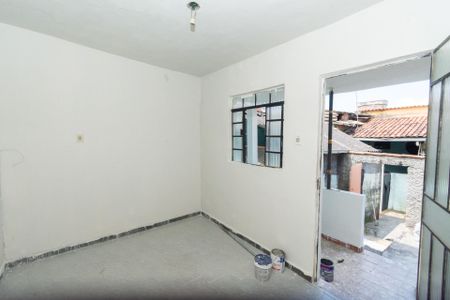 Casa1 - Sala de casa à venda com 8 quartos, 340m² em Lindéia, Contagem