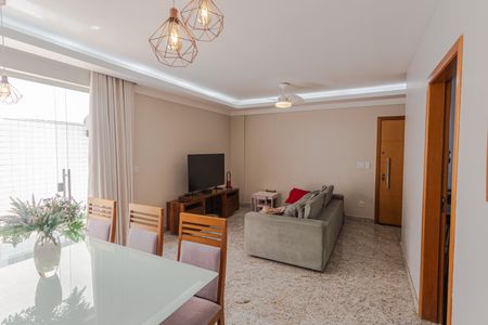 Sala de apartamento à venda com 3 quartos, 170m² em Cidade Nova, Belo Horizonte