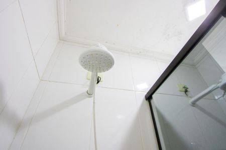 Banheiro de apartamento à venda com 1 quarto, 39m² em Vila Dora, Santo André