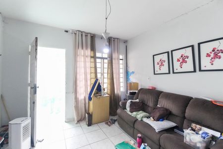 Sala de casa para alugar com 2 quartos, 180m² em Parque Cruzeiro do Sul, São Paulo