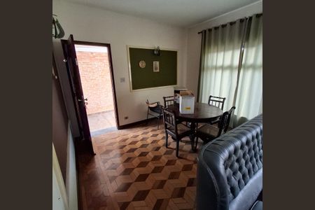 Foto 12 de casa à venda com 3 quartos, 160m² em Vila Romano, São Paulo