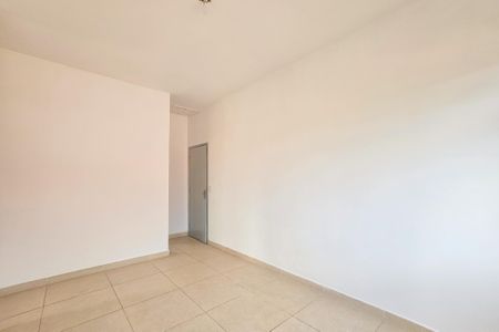 Sala de apartamento para alugar com 2 quartos, 75m² em Vila Ligya, Guarujá