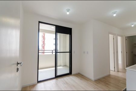 Sala de apartamento para alugar com 2 quartos, 34m² em Moinho Velho, São Paulo