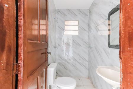 Banheiro de casa para alugar com 1 quarto, 40m² em Chácara Vista Alegre, Cotia