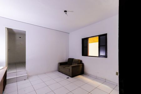 Sala de casa para alugar com 1 quarto, 50m² em Jardim Estela Mari, Cotia