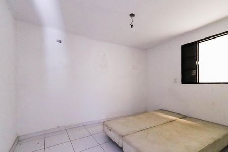 Quarto de casa para alugar com 1 quarto, 50m² em Jardim Estela Mari, Cotia