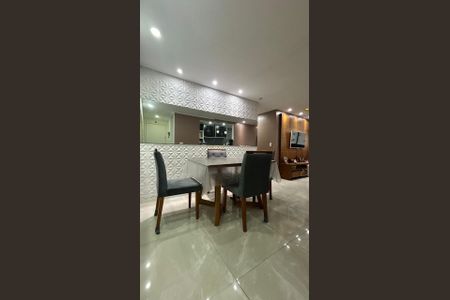 Sala de jantar de apartamento para alugar com 2 quartos, 55m² em Vila Mogilar, Mogi das Cruzes