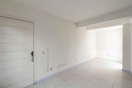 Sala de casa de condomínio à venda com 2 quartos, 89m² em Centro, Canoas