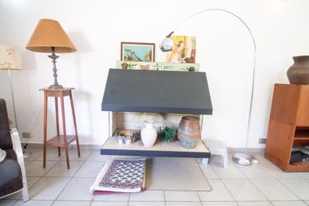 Sala - Lareira de casa para alugar com 3 quartos, 555m² em Jardim dos Estados, São Paulo