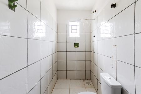 Banheiro de casa para alugar com 1 quarto, 40m² em Chácara Vista Alegre, Cotia