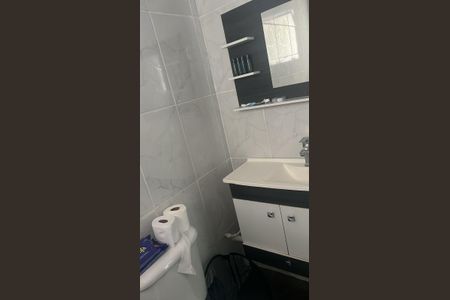 Banheiro de casa para alugar com 1 quarto, 60m² em Jardim Bela Vista, Mauá